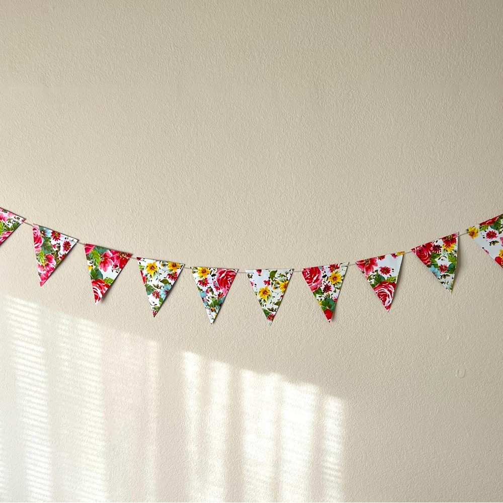 Printed floral vinyl bunting.